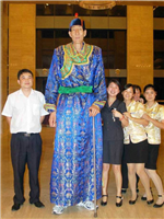 另类图片：盘点中国高人,长这么高有啥意思呢？