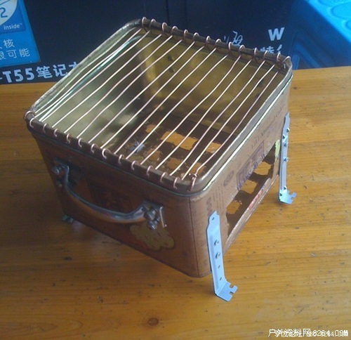 制作了一个柴火+烧烤一体炉--以饼干盒为原料